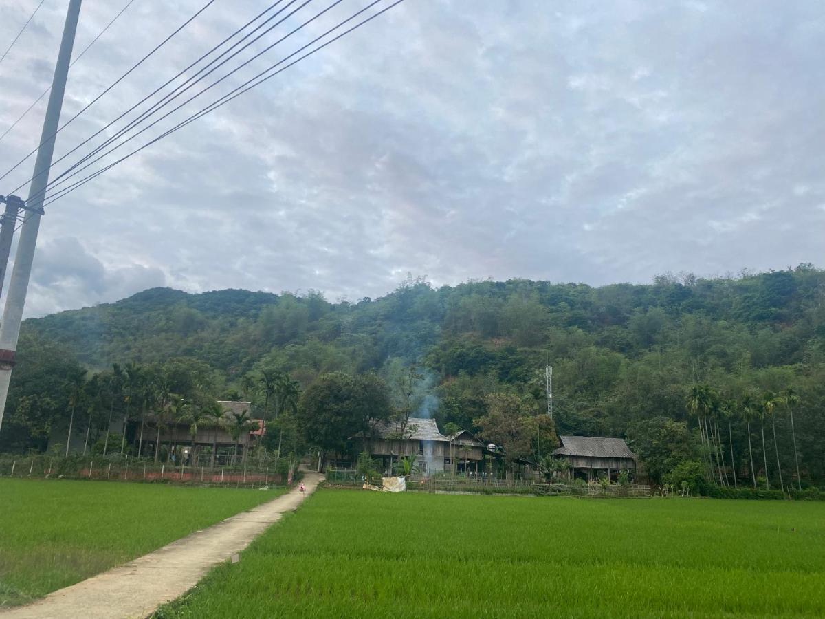 Truong Huy Homestay Mai Chau Exteriör bild