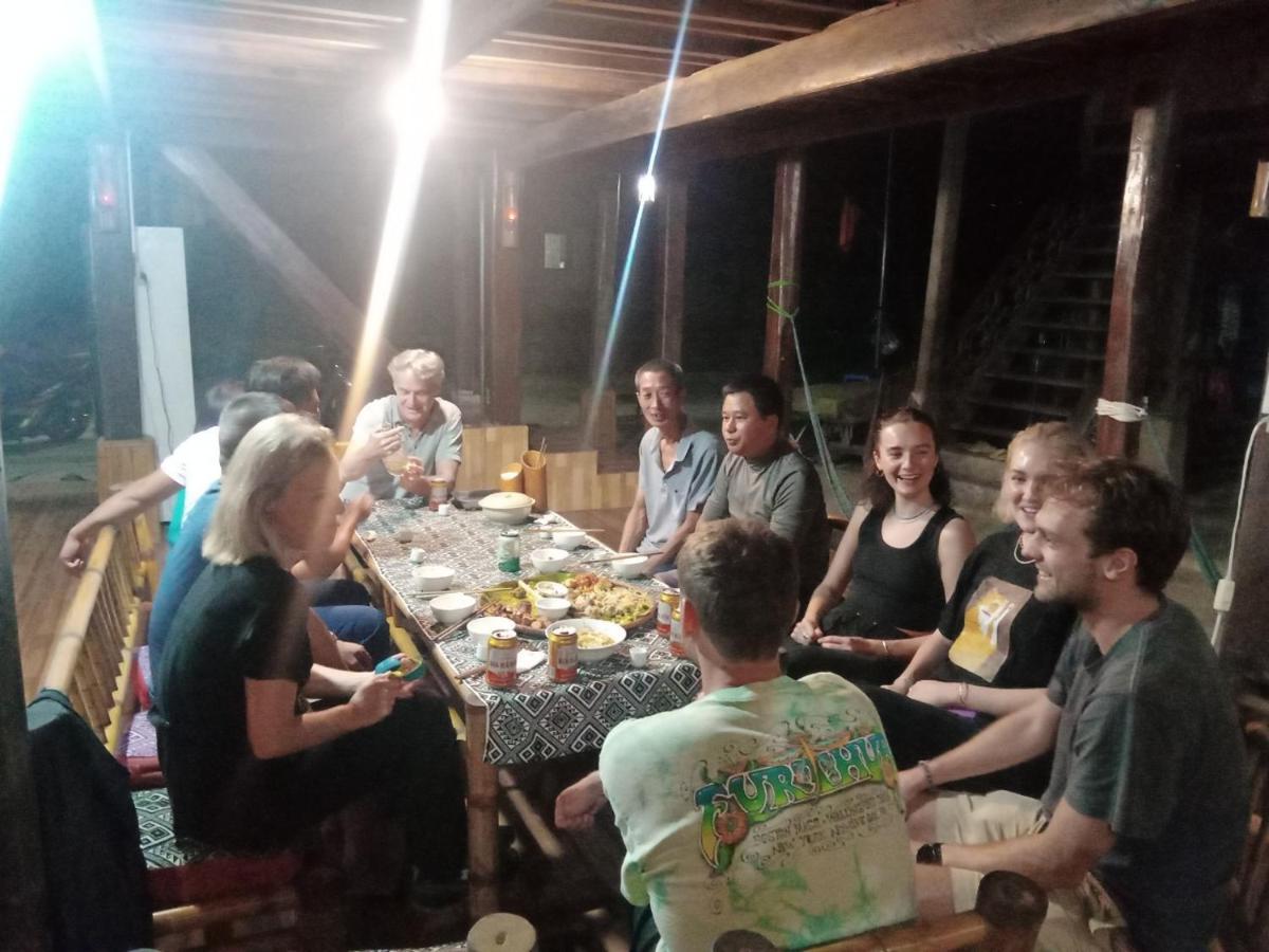 Truong Huy Homestay Mai Chau Exteriör bild