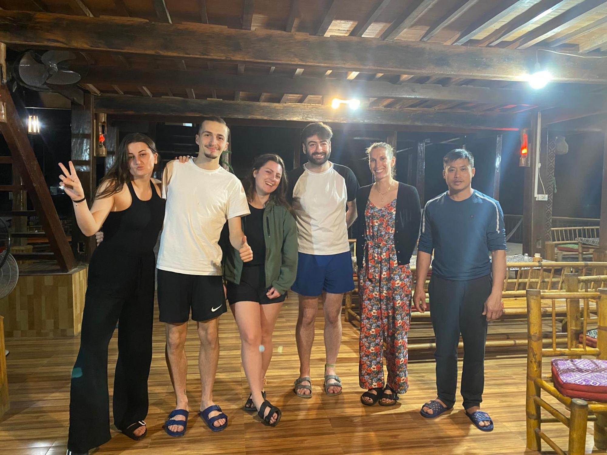Truong Huy Homestay Mai Chau Exteriör bild