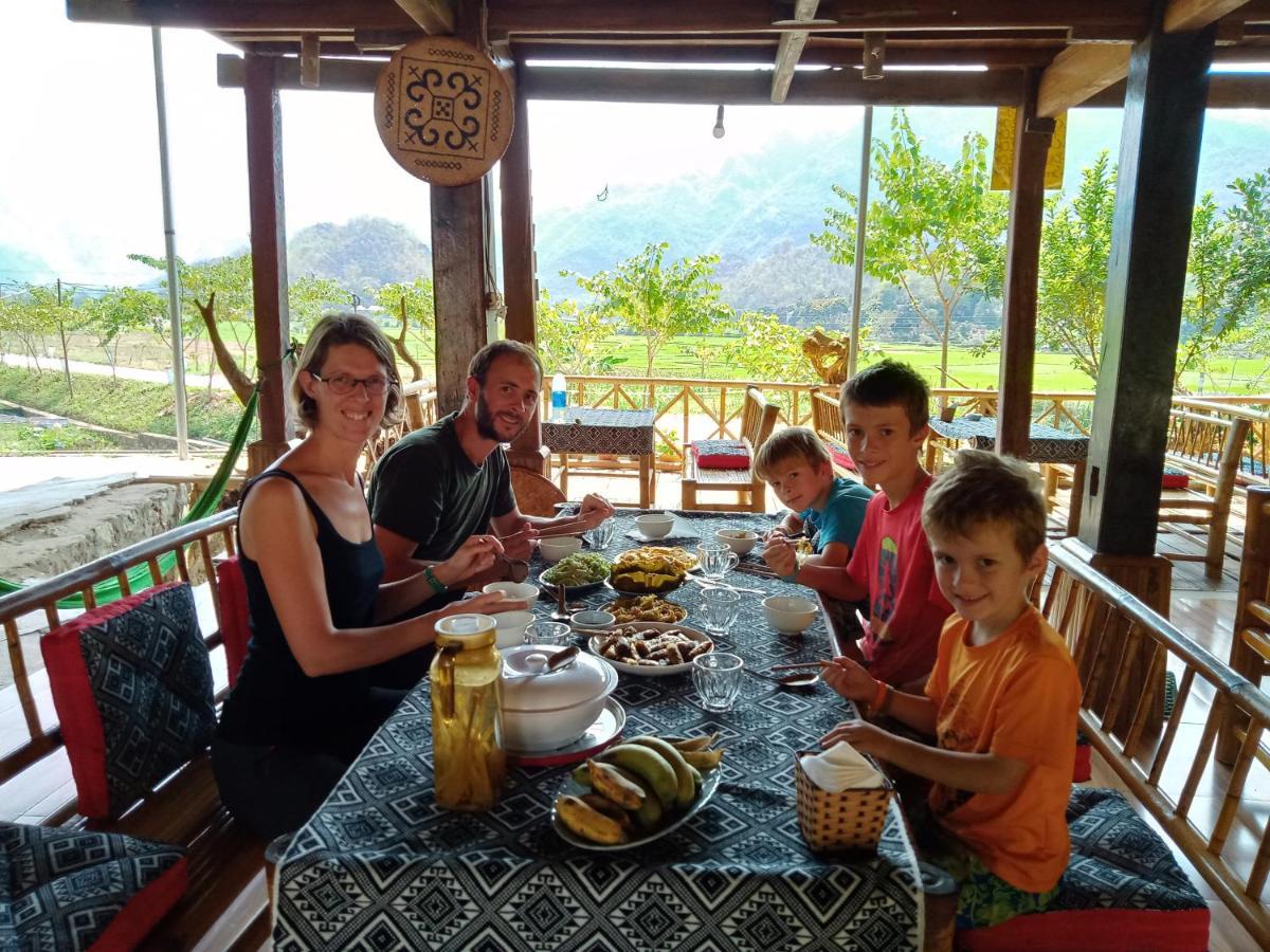 Truong Huy Homestay Mai Chau Exteriör bild